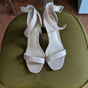 Vince Camuto Heels Size 9